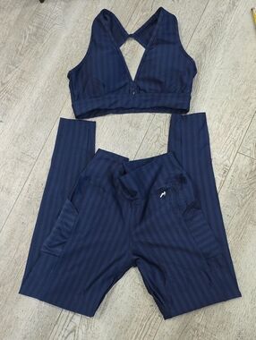 Navy Blue Strappy Sports Bra & High-Waist Leggings Set